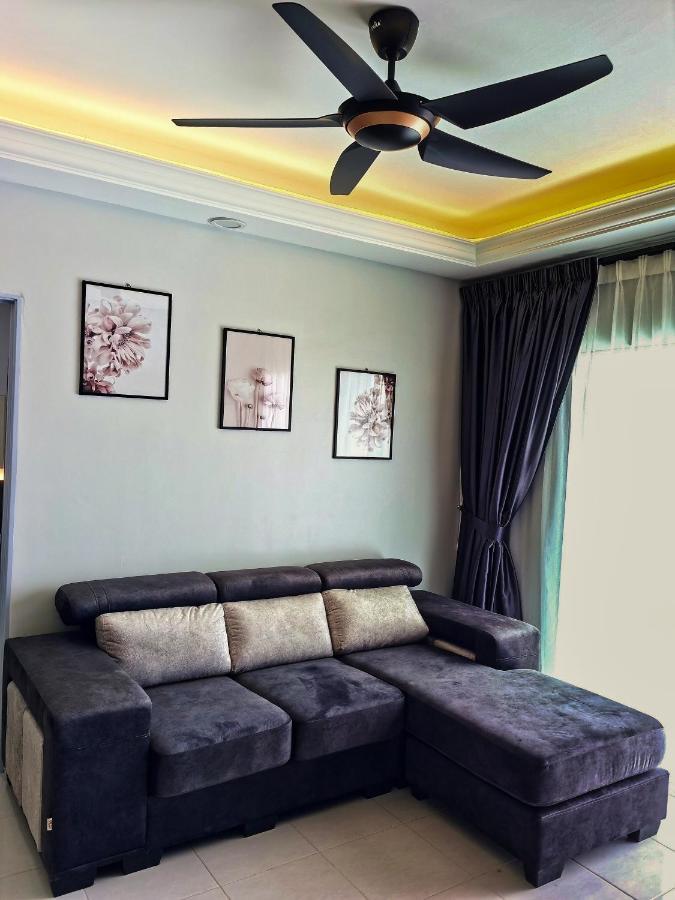 Moonight Luxe Suite, Cameron'S Emerald Avenue 브린창 외부 사진