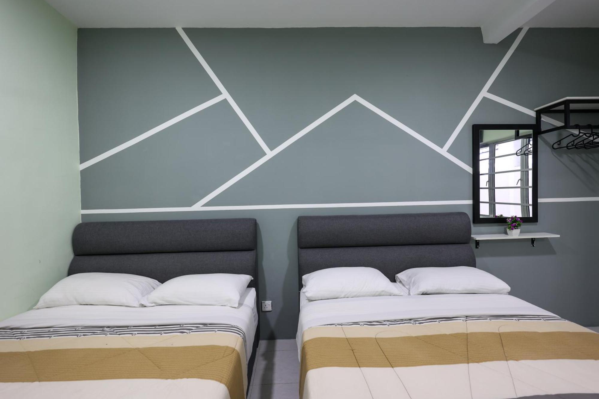 Moonight Luxe Suite, Cameron'S Emerald Avenue 브린창 외부 사진