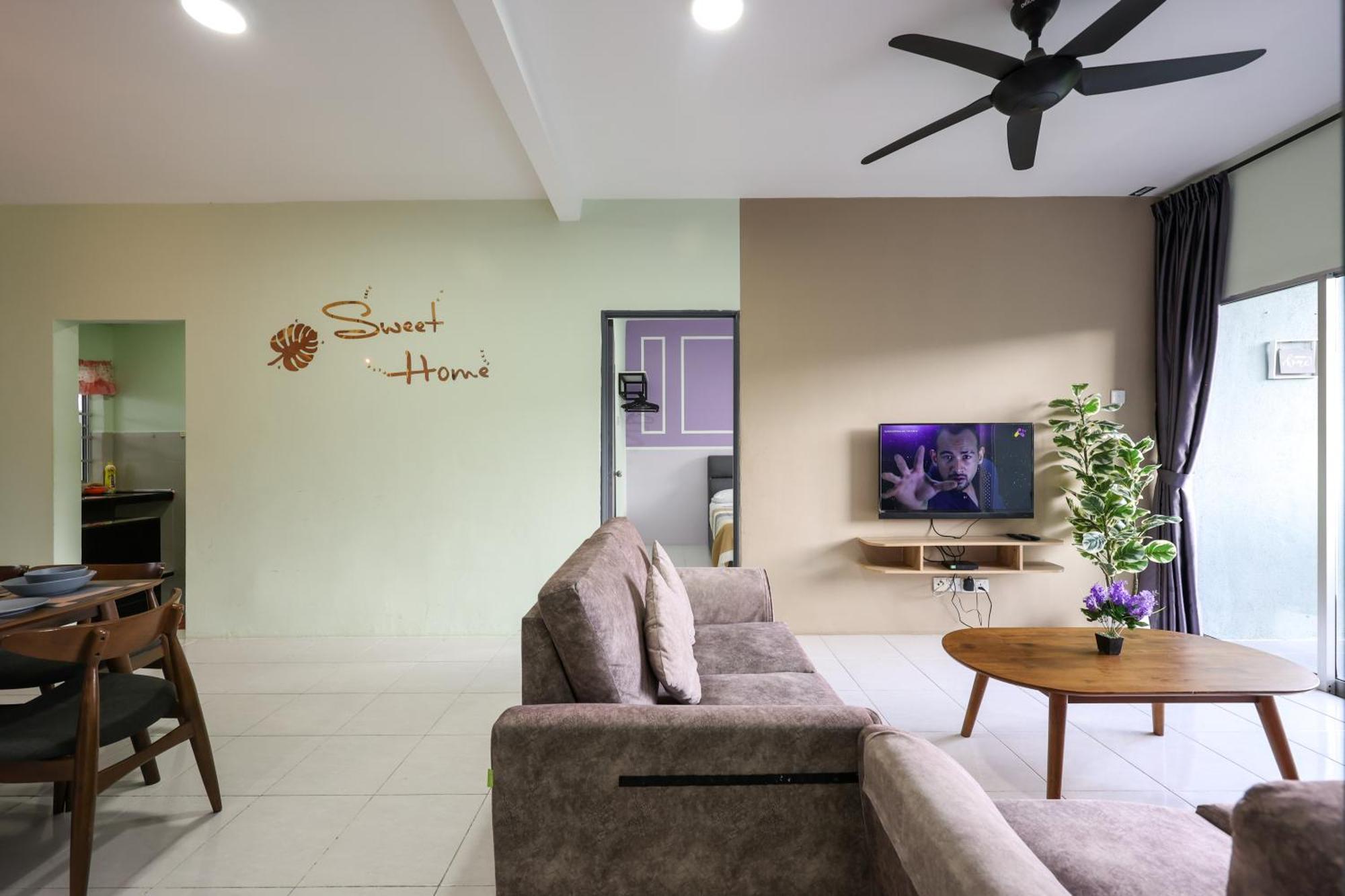 Moonight Luxe Suite, Cameron'S Emerald Avenue 브린창 외부 사진