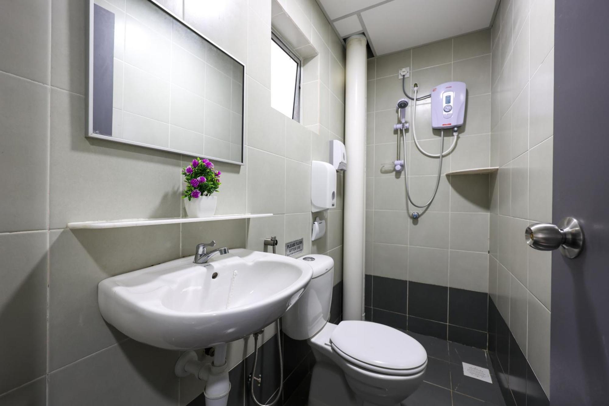 Moonight Luxe Suite, Cameron'S Emerald Avenue 브린창 외부 사진